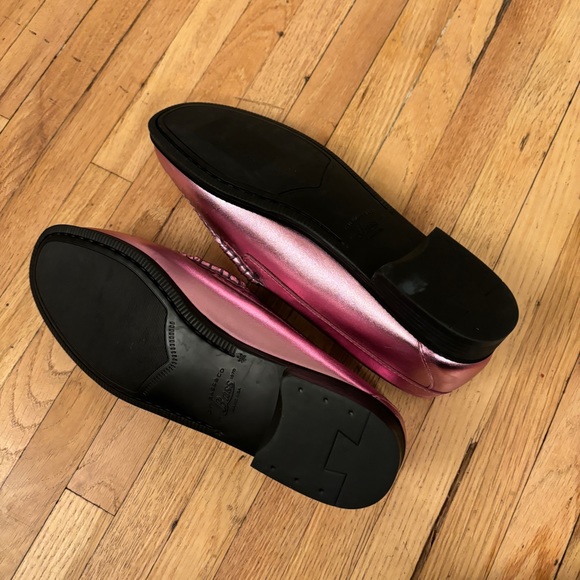 G.H.BASS Whitney Weejuns Penny Loafers in Metallic Pink - Picture 4 of 5